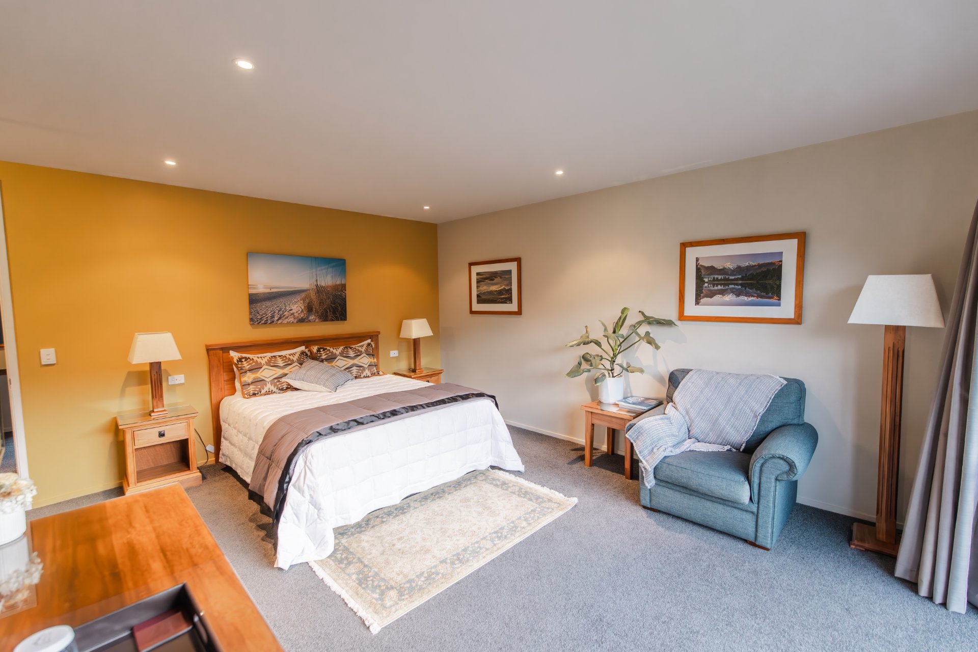 Manakau Lodge