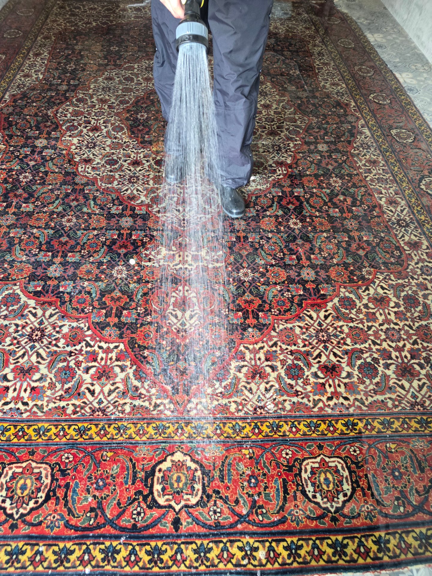 The Rug Guru – Specialist Rug Cleaning & Restoration